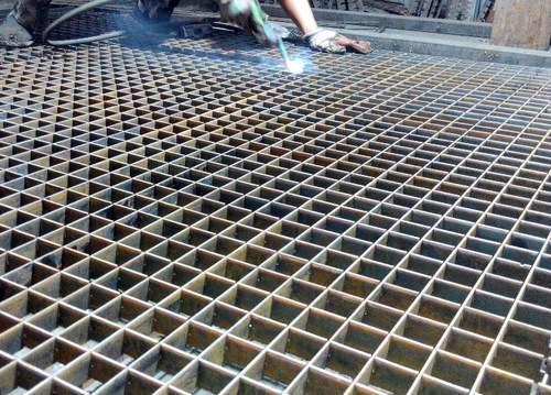 鋼格板標準分為兩種標準